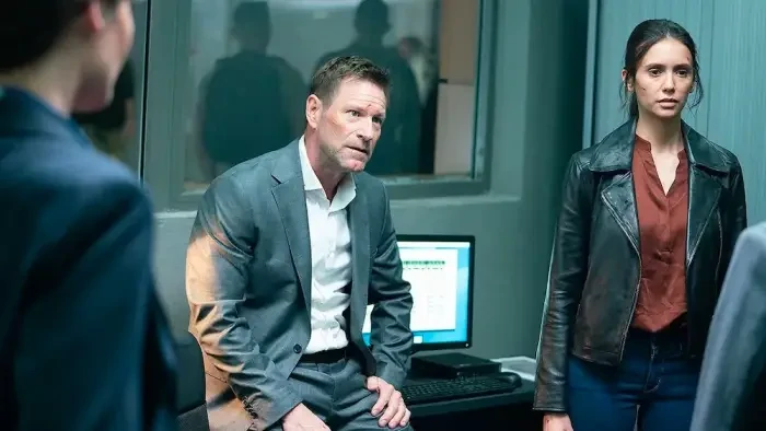 รีวิว The Bricklayer